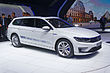 Volkswagen Passat GTE Variant - Mondial de l'Automobile de Paris 2014 - 007.jpg